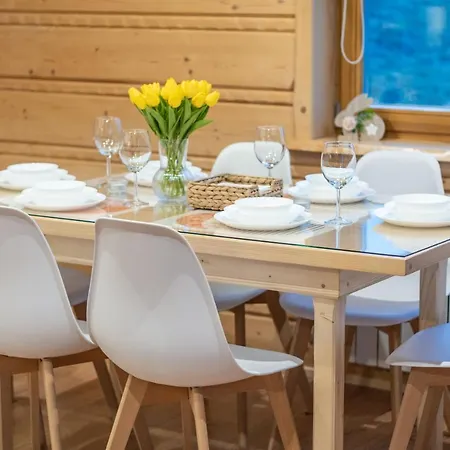 Pocztowka Z Mizernej, Widok Na Tatry, Kominek, Gorka Na Sanki, Blisko Jeziora I Stoku Narciarskiego Hytte