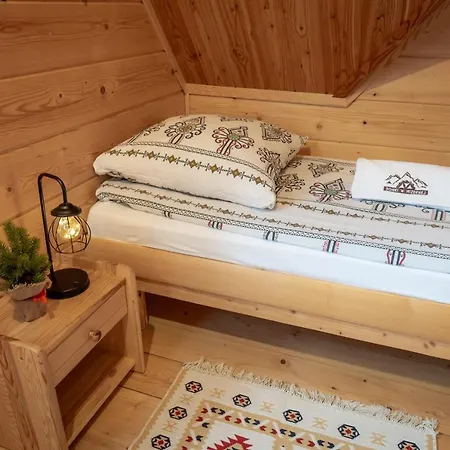 Pocztowka Z Mizernej, Drewniane Domki, Widok Na Tatry, Blisko Velo Czorsztyn, Jezioro Czorsztynskie, Rowery, Spokojna Okolica Kluszkowce