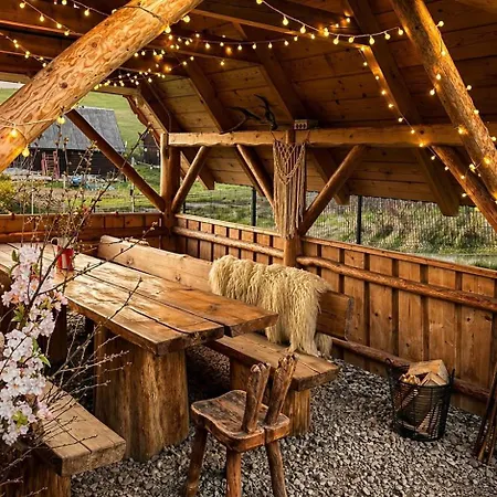 Pocztowka Z Mizernej, Drewniane Domki, Widok Na Tatry, Blisko Velo Czorsztyn, Jezioro Czorsztynskie, Rowery, Spokojna Okolica 山林小屋 克鲁斯兹考采